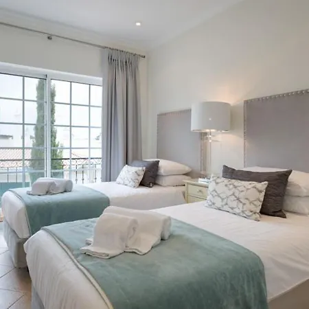 Aleisha アパート *